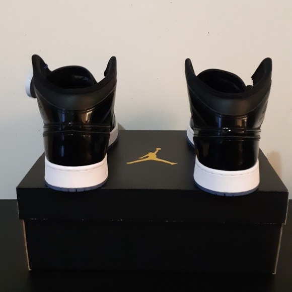 Air Jordan 1 SE SPACE JAM - Picture 3 of 9